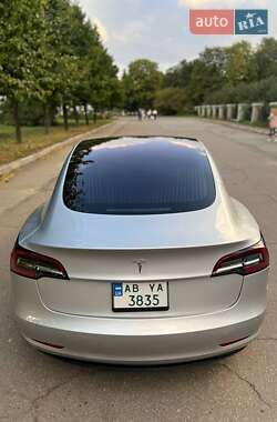 Седан Tesla Model 3 2018 в 