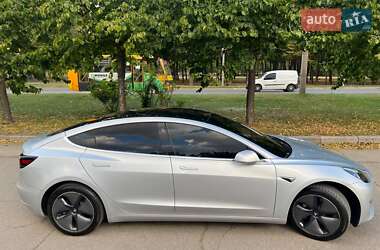 Седан Tesla Model 3 2018 в 