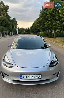 Седан Tesla Model 3 2018 в 