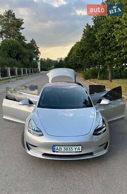 Седан Tesla Model 3 2018 в 