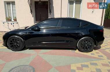 Седан Tesla Model 3 2022 в Тернополі