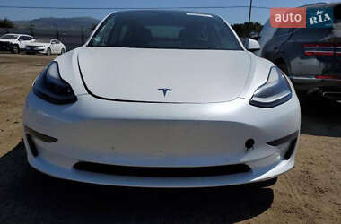 Седан Tesla Model 3 2021 в Запорожье