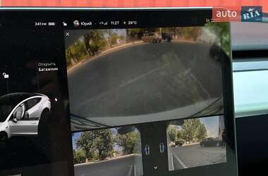 Седан Tesla Model 3 2019 в 