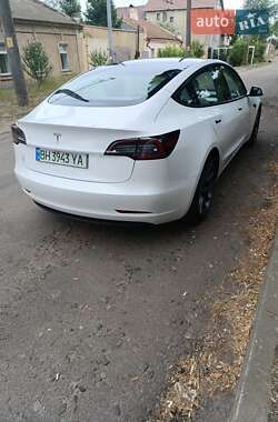 Седан Tesla Model 3 2021 в Одессе