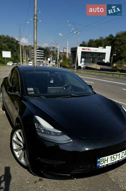 Седан Tesla Model 3 2018 в 