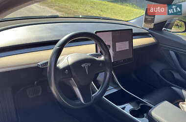 Седан Tesla Model 3 2018 в 