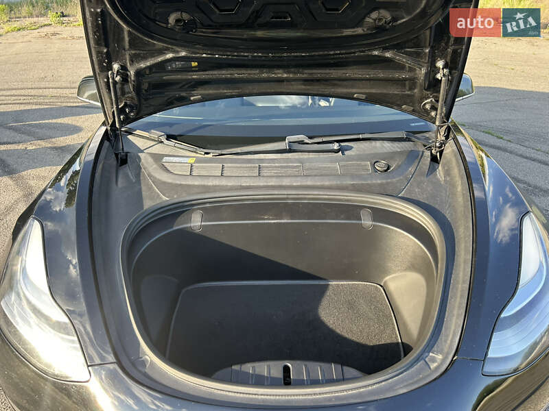 Седан Tesla Model 3 2018 в Києві фото 13 Седан Tesla Model 3 2018 в Києві