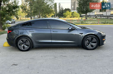 Седан Tesla Model 3 2018 в 