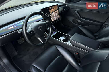 Седан Tesla Model 3 2018 в 