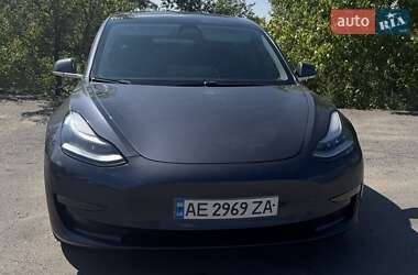 Седан Tesla Model 3 2018 в 