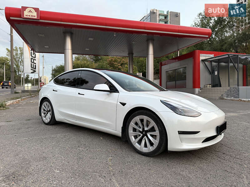 Седан Tesla Model 3 2022 в Днепре фото 4 Седан Tesla Model 3 2022 в Днепре