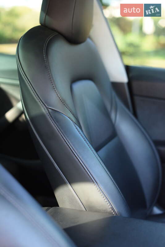 Седан Tesla Model 3 2022 в Фастове фото 38 Седан Tesla Model 3 2022 в Фастове