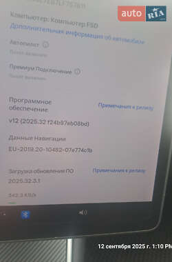 Седан Tesla Model 3 2020 в Житомире