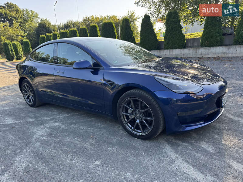 Седан Tesla Model 3 2021 в Хмельницком фото 24 Седан Tesla Model 3 2021 в Хмельницком