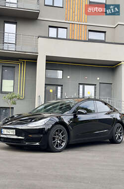 Седан Tesla Model 3 2021 в Фастове