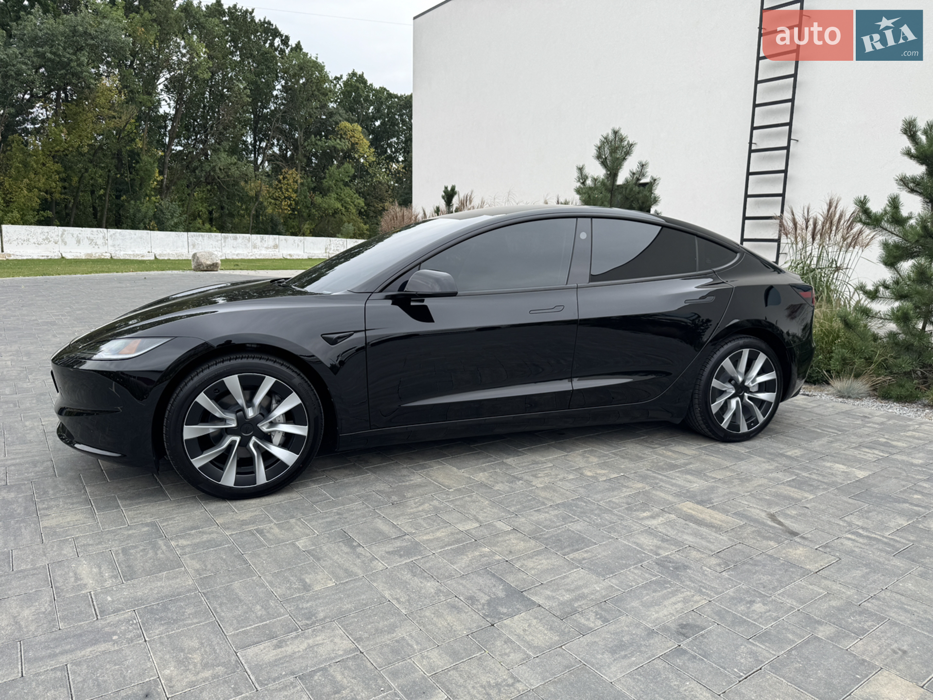 2024 Tesla Model 3 - мініатюра 4