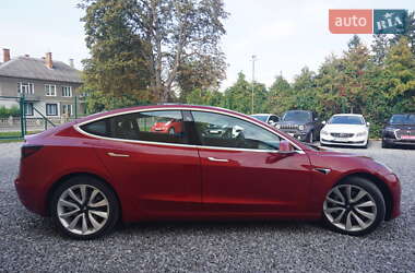 Седан Tesla Model 3 2018 в 