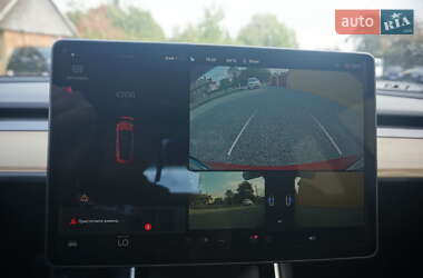 Седан Tesla Model 3 2018 в 