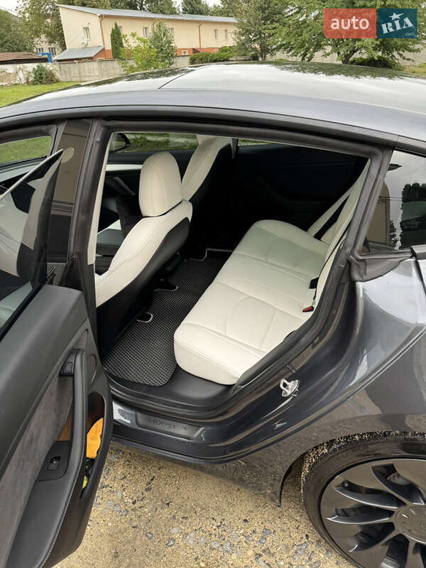 Седан Tesla Model 3 2022 в Тернополе фото 17 Седан Tesla Model 3 2022 в Тернополе