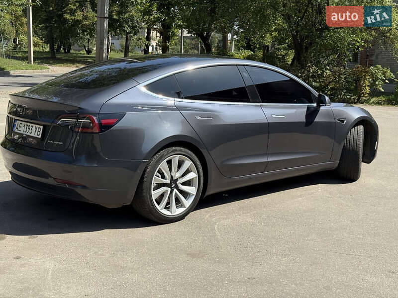 Седан Tesla Model 3 2019 в Харькове