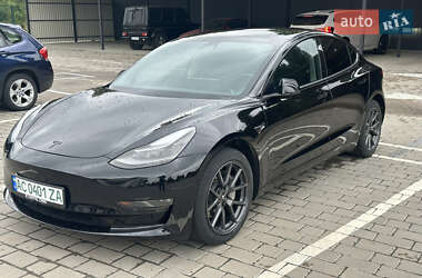 Седан Tesla Model 3 2021 в Луцьку