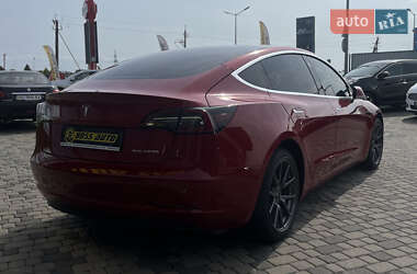 Седан Tesla Model 3 2019 в 
