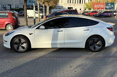 Седан Tesla Model 3 2021 в Днепре