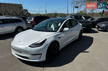 Седан Tesla Model 3 2022 в Києві
