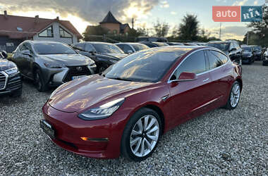 Седан Tesla Model 3 2018 в 