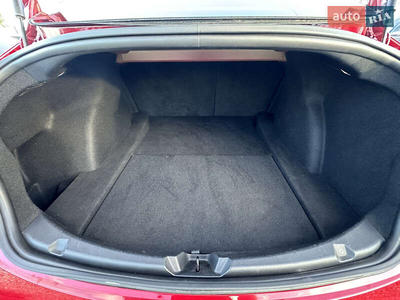 Седан Tesla Model 3 2018 в Ивано-Франковске