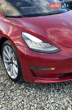 Седан Tesla Model 3 2018 в 