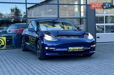 Седан Tesla Model 3 2020 в Ивано-Франковске