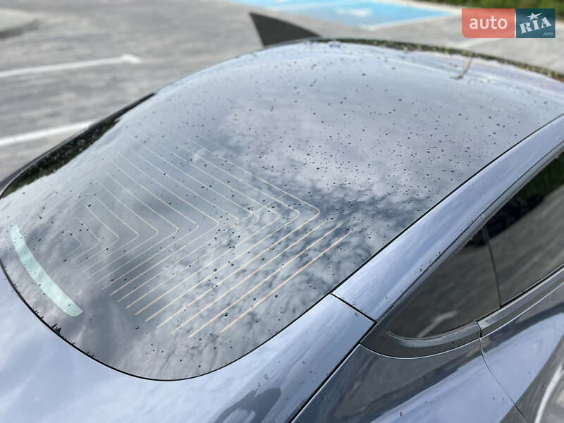 Седан Tesla Model 3 2018 в Луцке