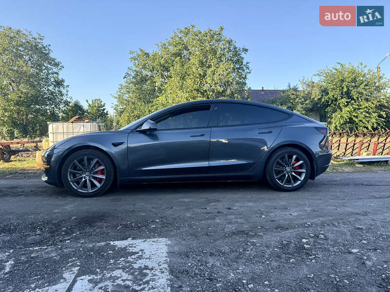 Седан Tesla Model 3 2022 в Богуславе фото 2 Седан Tesla Model 3 2022 в Богуславе