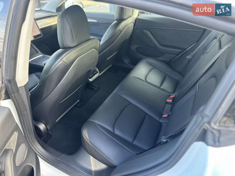 Седан Tesla Model 3 2022 в Рівному фото 8 Седан Tesla Model 3 2022 в Рівному