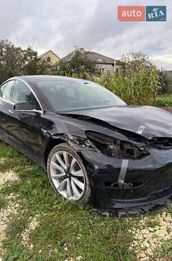 Седан Tesla Model 3 2019 в 
