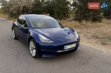 Седан Tesla Model 3 2019 в 