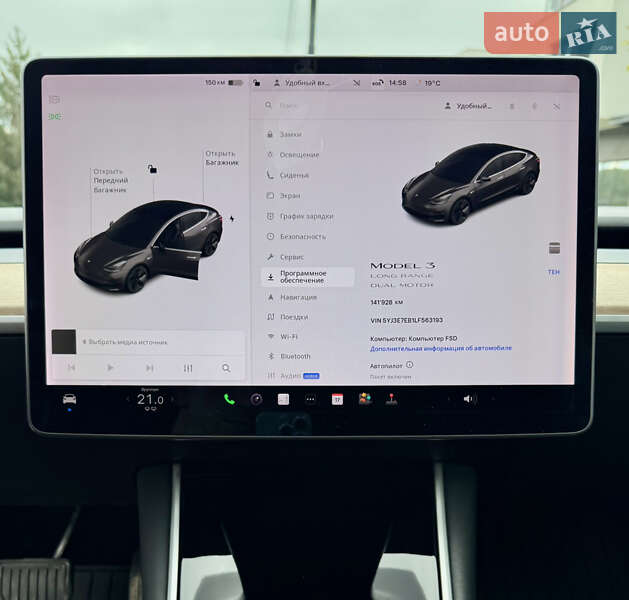 Седан Tesla Model 3 2019 в Ужгороде