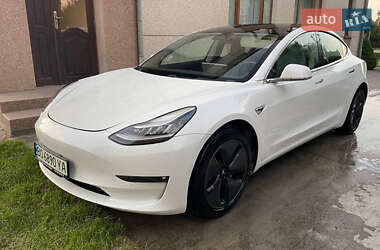 Седан Tesla Model 3 2019 в 