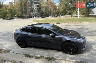 Седан Tesla Model 3 2021 в Запоріжжі
