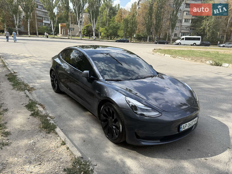 Седан Tesla Model 3 2021 в Запорожье