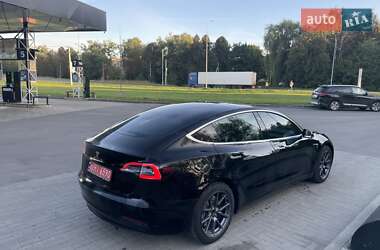 Седан Tesla Model 3 2018 в 