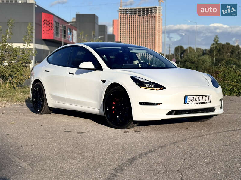 Tesla Model 3 2023