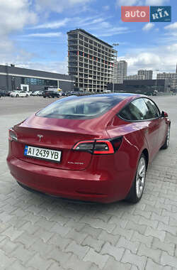 Седан Tesla Model 3 2021 в 