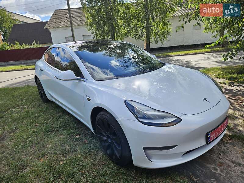 Седан Tesla Model 3 2018 в Миргороді фото 31 Седан Tesla Model 3 2018 в Миргороді