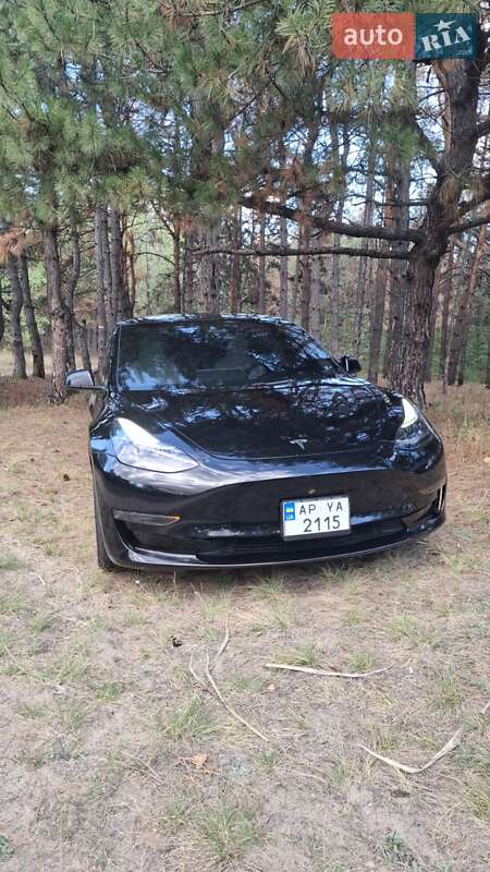 Седан Tesla Model 3 2023 в Запоріжжі