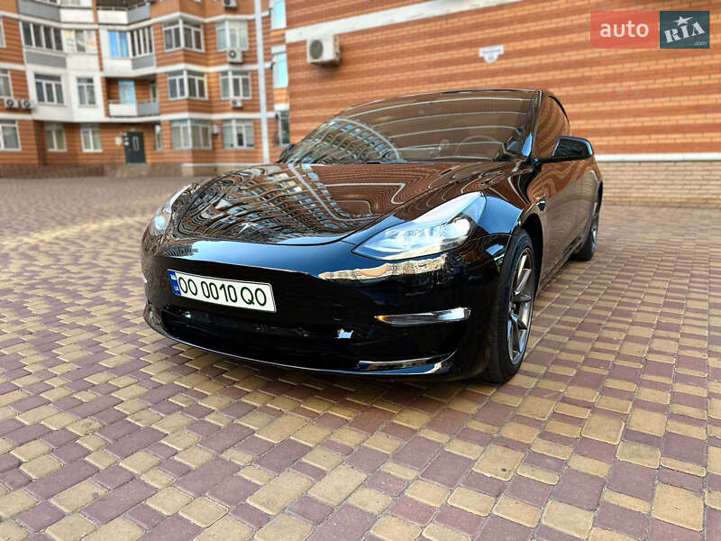 Седан Tesla Model 3 2020 в Одессе