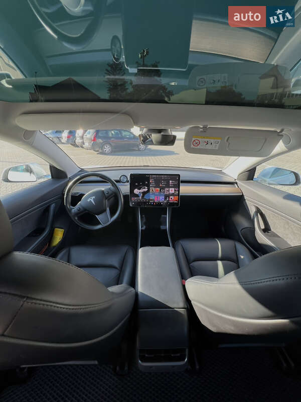 Седан Tesla Model 3 2019 в Луцке фото 12 Седан Tesla Model 3 2019 в Луцке