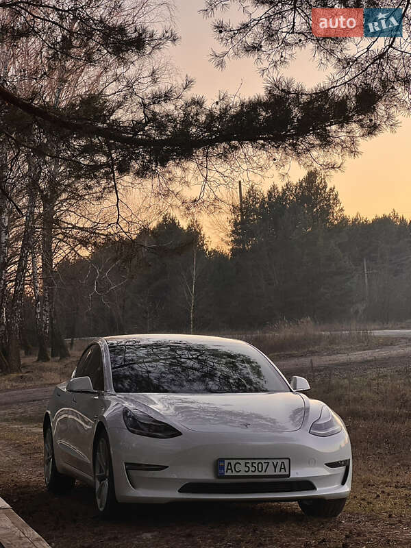 Седан Tesla Model 3 2019 в Луцке фото 25 Седан Tesla Model 3 2019 в Луцке