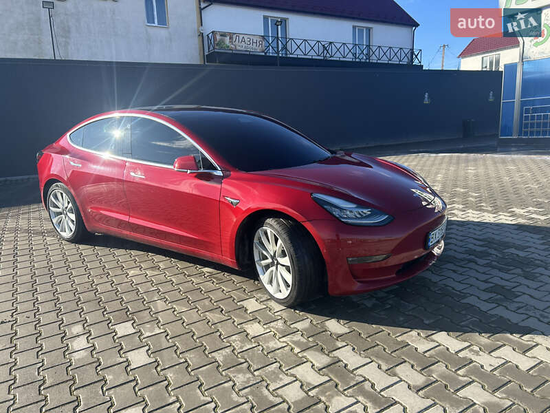 Tesla Model 3 2017